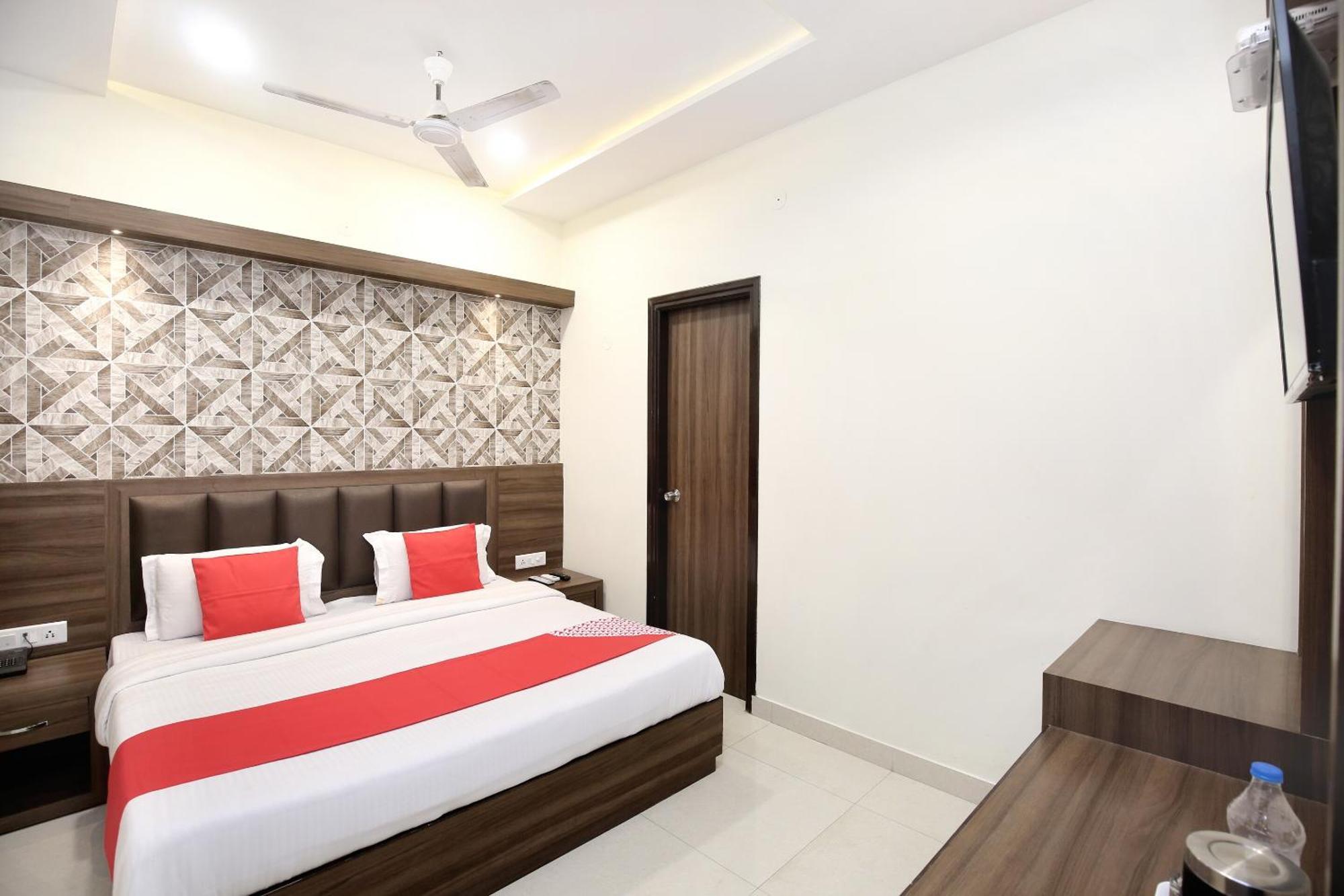 أمريتسار Oyo 17307 Hotel Kings المظهر الخارجي الصورة